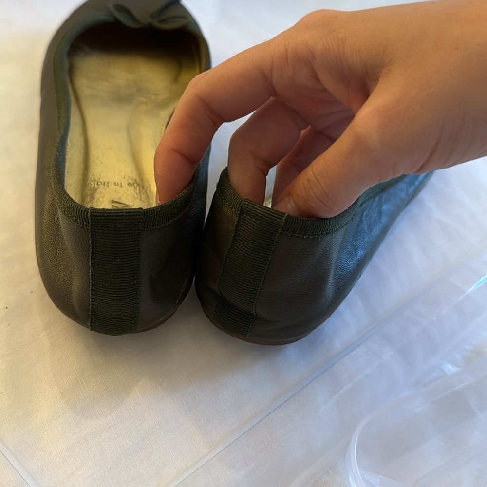 Army/Forest Green J.Crew Ballet Flats - size 7.5 - Picture 3 of 4